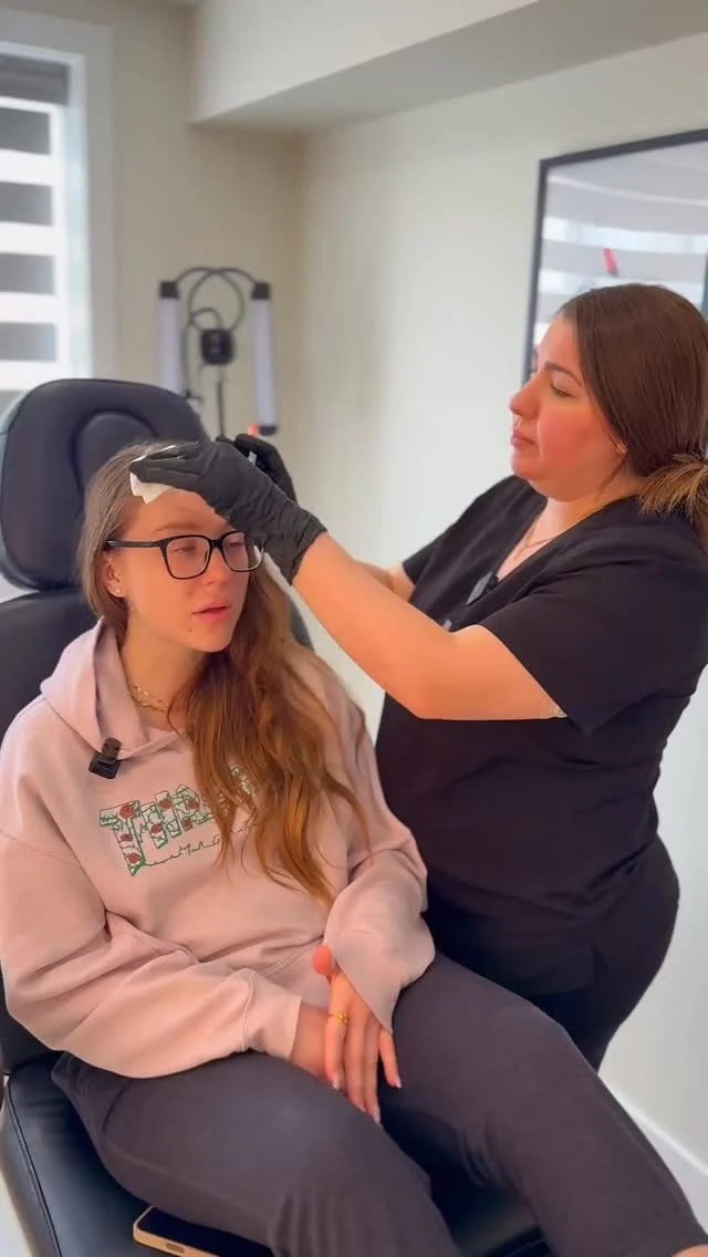 Always happy to see you in that clinic! 💁🏻‍♀️ Contact today for your complementary consultation or to book an appointment 💫💖 📍Bradford, ON 📧info@aestheticideology.com 🛜www.aestheticideology.com 📲(416)-400-9867 .⁣ .⁣ .⁣ .⁣ .⁣ Disclaimer: The information provided in the post is for educational purposes only. Please have a consultation with a qualified professional such as a nurse or a doctor for personalized advice and/or treatment. #skincareclinic #bradfordbeauty #glowingskingoals #facialtreatments #torontoaesthetics #nurselifestyle #torontonurseinjector #bradfordinjector #nurseinjectors #injectors #injectorreviews